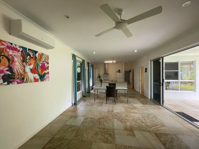 22 Southward St, Mission Beach QLD 4852