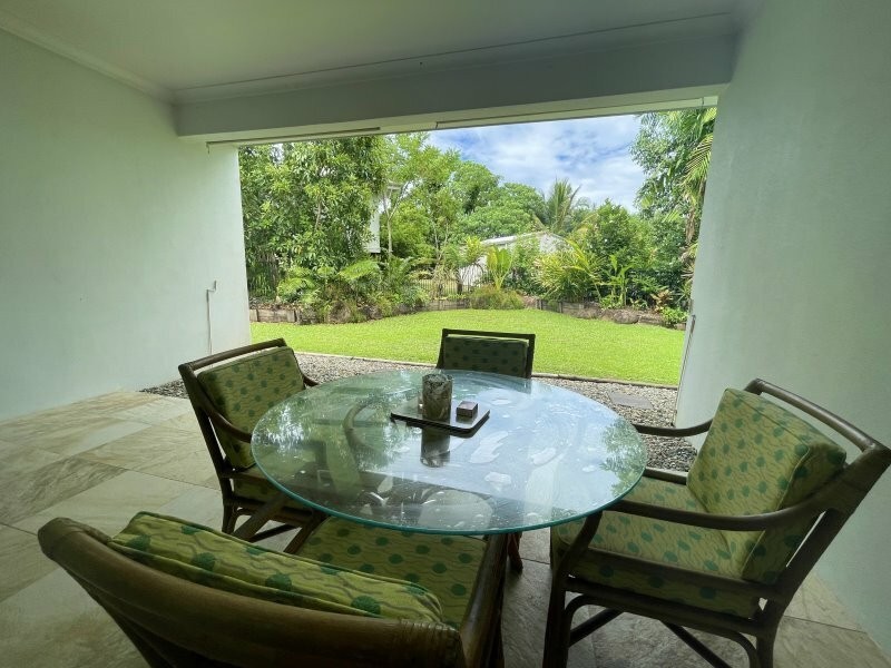 22 Southward St, Mission Beach QLD 4852