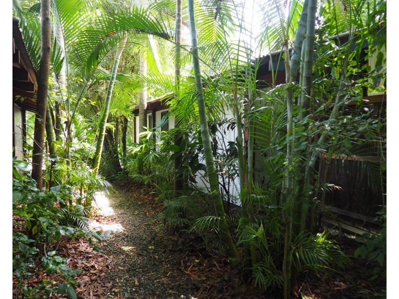 Unit 5/44 Koda St, Wongaling Beach QLD 4852
