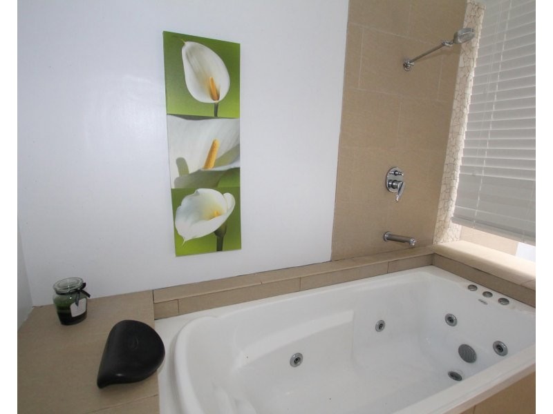 37 Pacific View Dr, Wongaling Beach QLD 4852