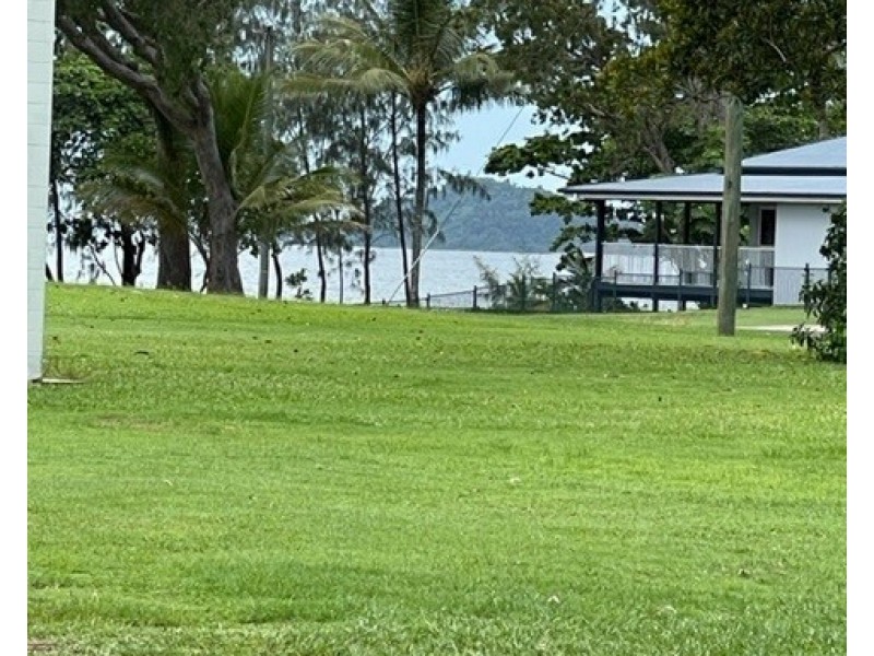 57 Seafarer St, South Mission Beach QLD 4852