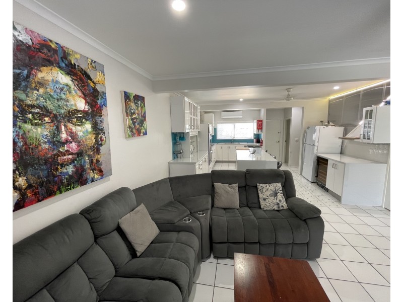 Unit 5/75 Reid Rd, Wongaling Beach QLD 4852