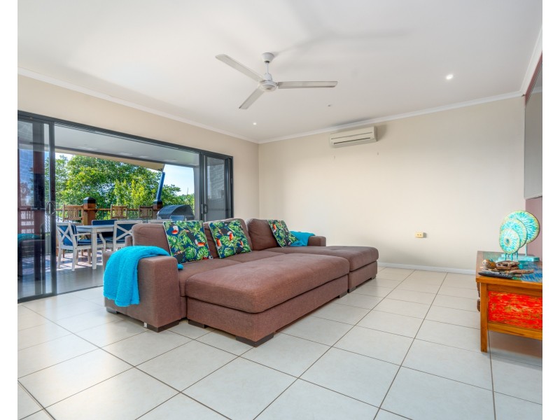 9 Dunkalli Cres, Wongaling Beach QLD 4852