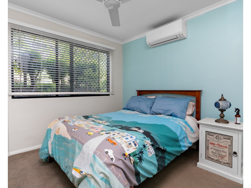 9 Dunkalli Cres, Wongaling Beach QLD 4852