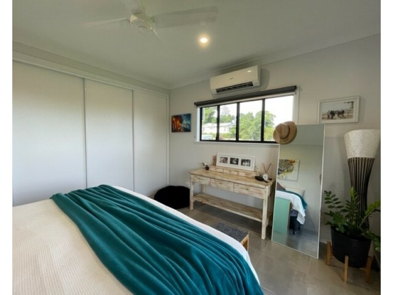 27 Rise Cres, Mission Beach QLD 4852