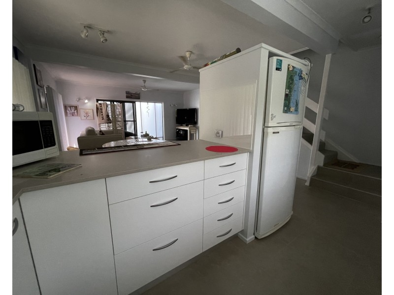 Unit 6/75 Reid Rd, Wongaling Beach QLD 4852