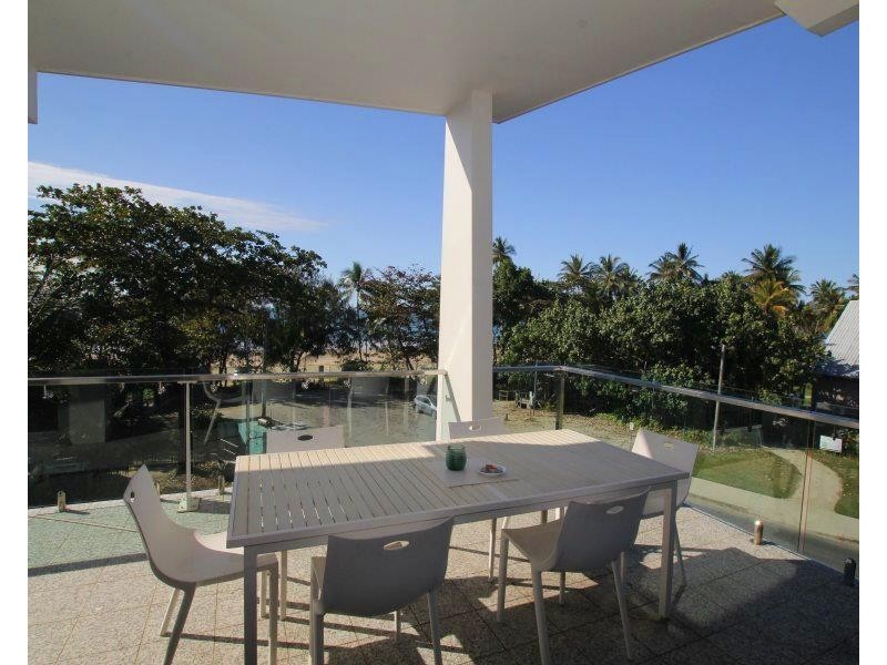 3/2 Donkin Lane, Mission Beach QLD 4852