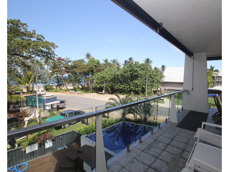 2/2 Donkin Lane, Mission Beach QLD 4852