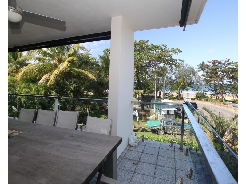 2/2 Donkin Lane, Mission Beach QLD 4852