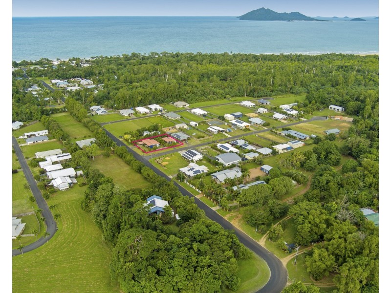 64 Conch Street, Mission Beach QLD 4852