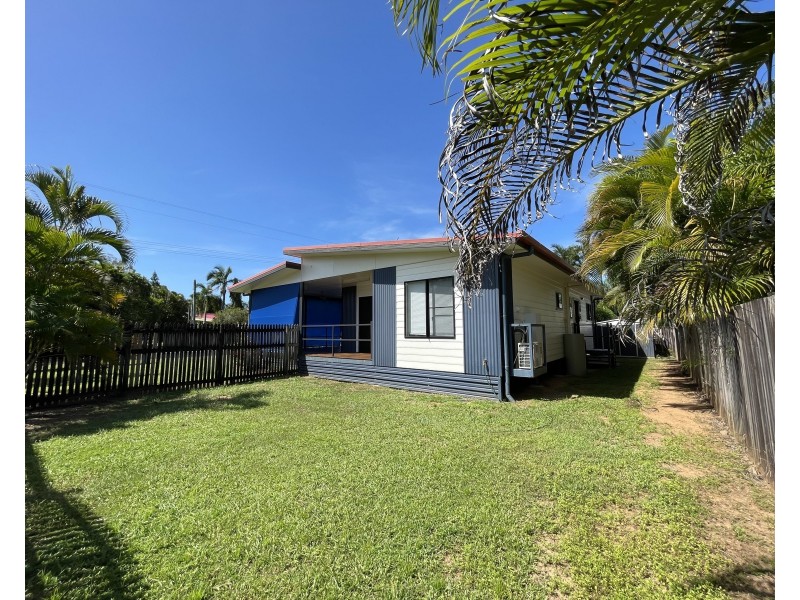 64 Conch Street, Mission Beach QLD 4852
