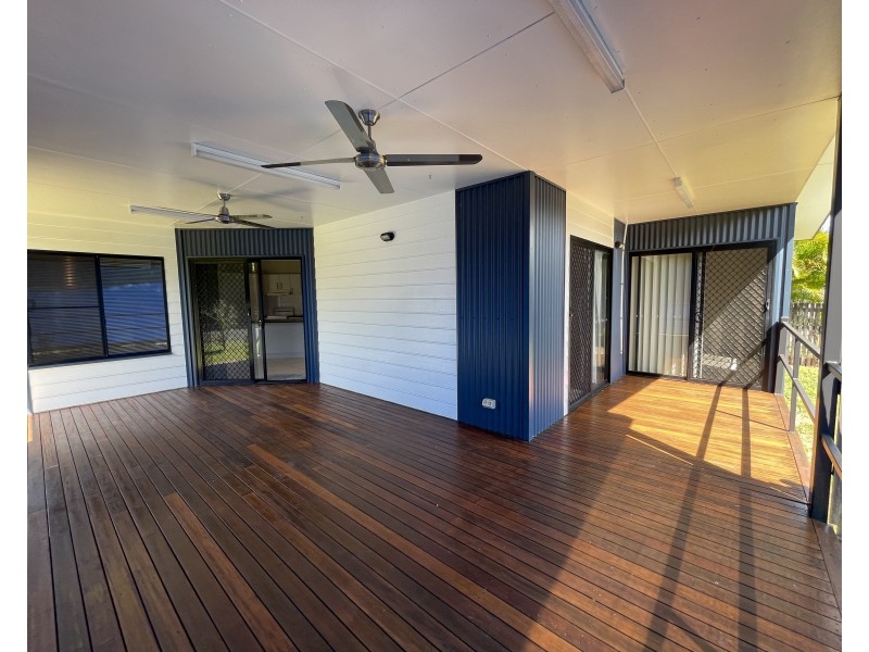 64 Conch Street, Mission Beach QLD 4852