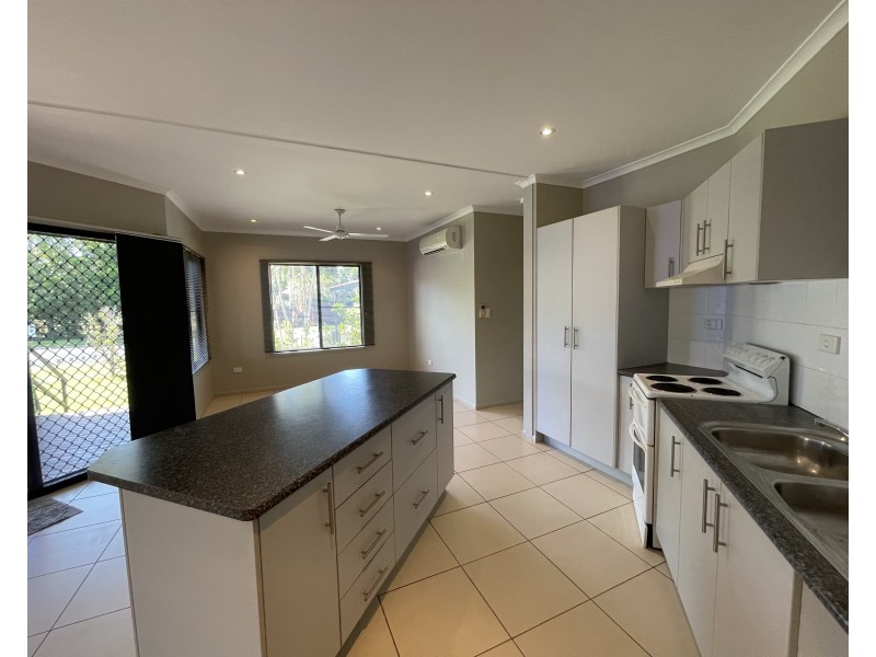 64 Conch Street, Mission Beach QLD 4852