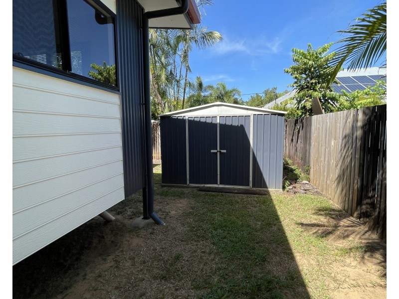 64 Conch Street, Mission Beach QLD 4852