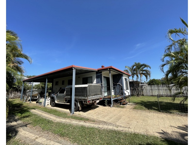 64 Conch Street, Mission Beach QLD 4852