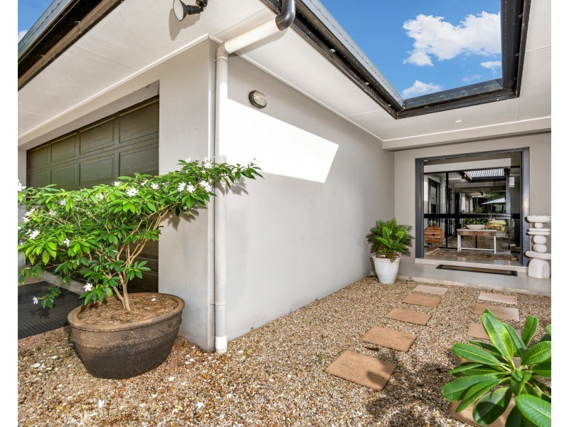 86 Boyett Rd, Mission Beach QLD 4852