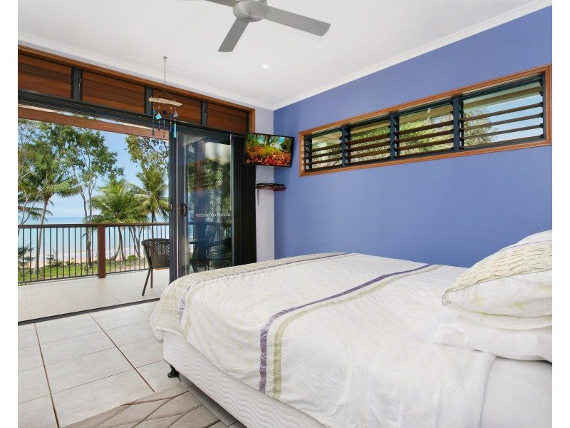 24 Kennedy Esplanade, South Mission Beach QLD 4852
