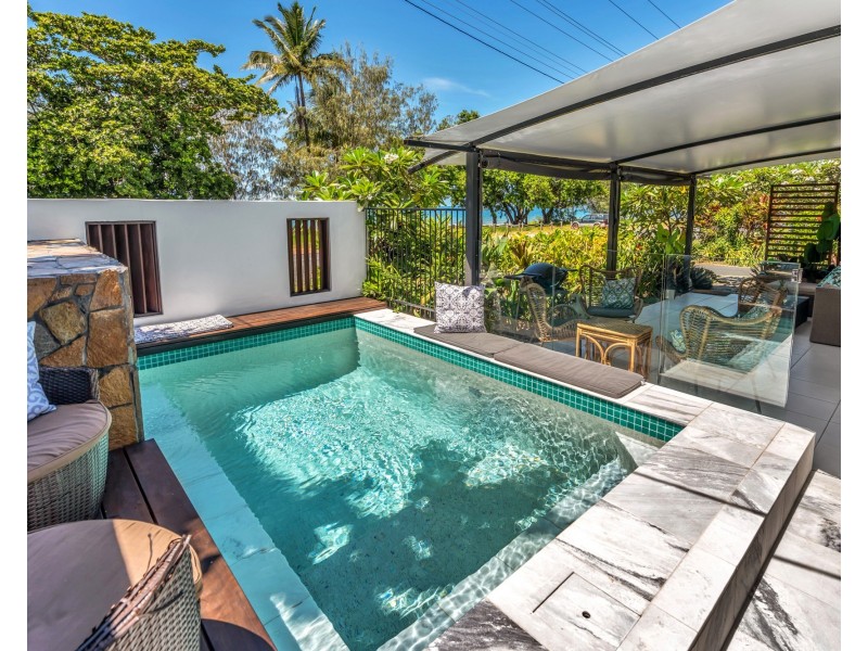 89 Banfield Pde, Wongaling Beach QLD 4852