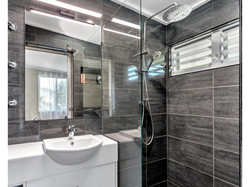 89 Banfield Pde, Wongaling Beach QLD 4852