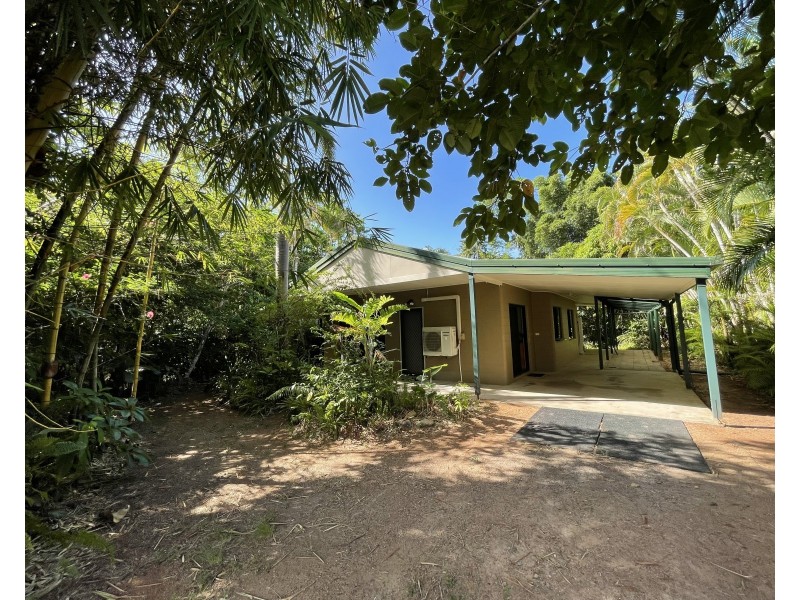 7 Hutchison Cl, Mission Beach QLD 4852