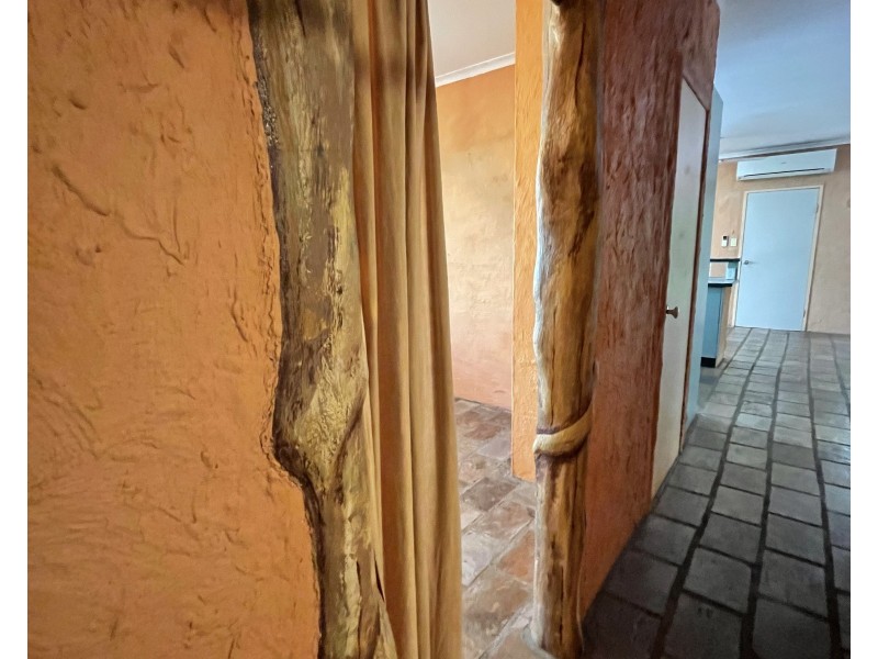 7 Hutchison Cl, Mission Beach QLD 4852