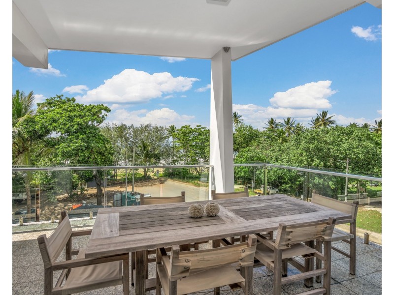 3/2 Donkin Lane, Mission Beach QLD 4852