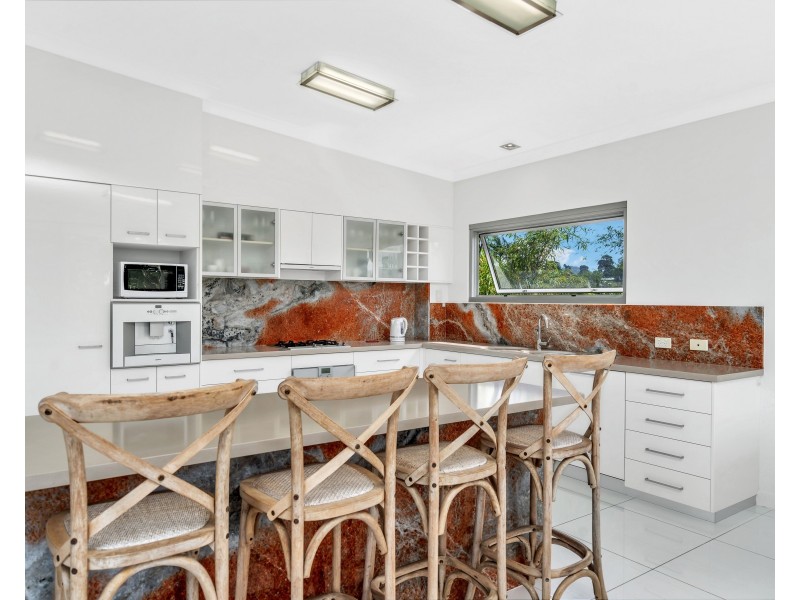 3/2 Donkin Lane, Mission Beach QLD 4852