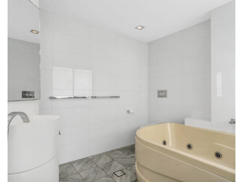 3/2 Donkin Lane, Mission Beach QLD 4852