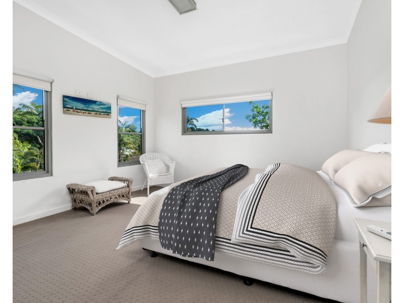 3/2 Donkin Lane, Mission Beach QLD 4852