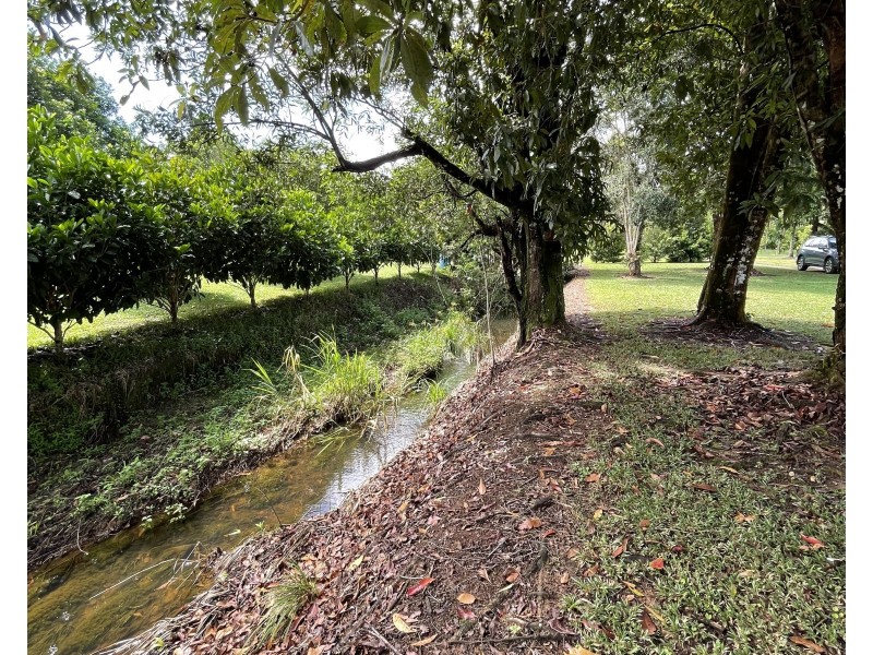 714 East Feluga Rd, East Feluga QLD 4854