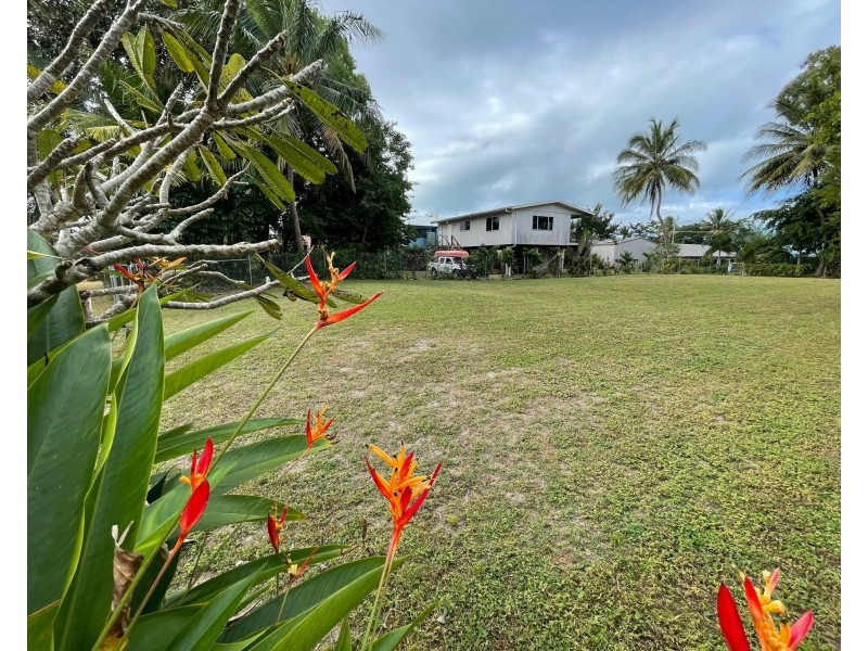 14 Mcnamara St, Wongaling Beach QLD 4852