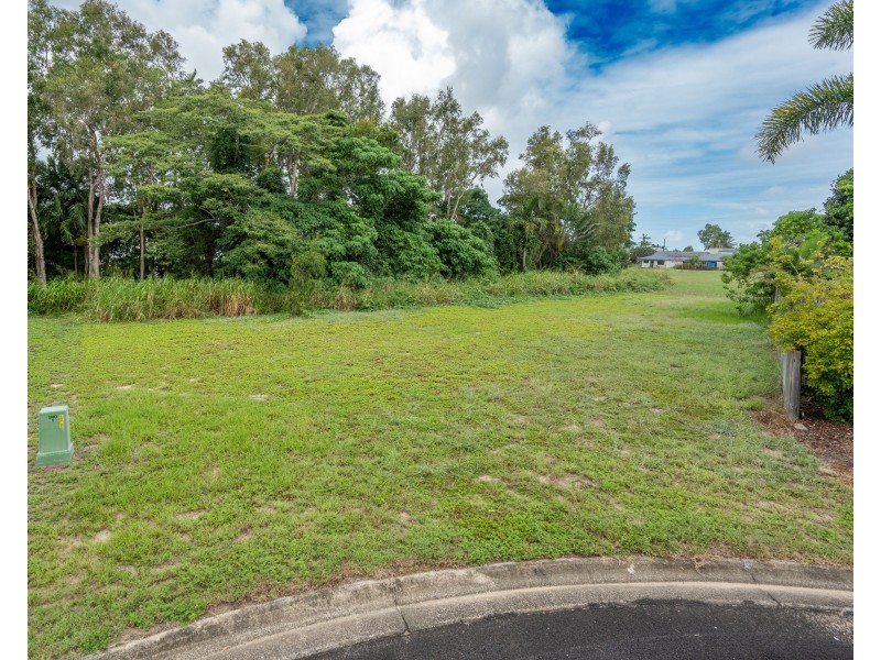 14 Shore Street, Wongaling Beach QLD 4852