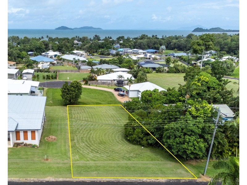 16 Admiralty St, South Mission Beach QLD 4852