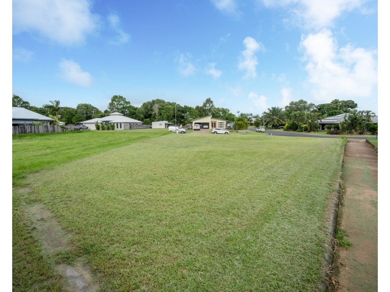 1 Clipper Ct, South Mission Beach QLD 4852