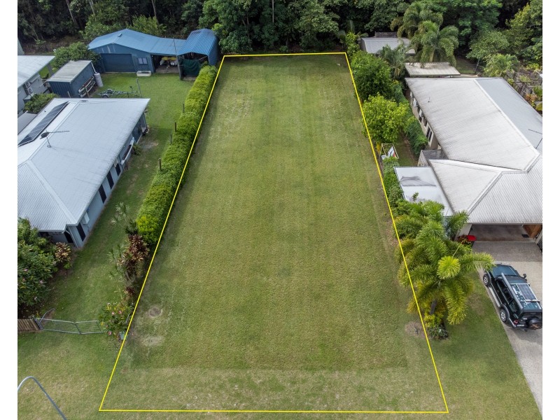 12 Midshipman St, South Mission Beach QLD 4852