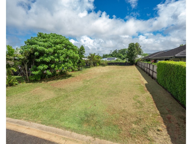 21 Rise Crescent, Mission Beach QLD 4852