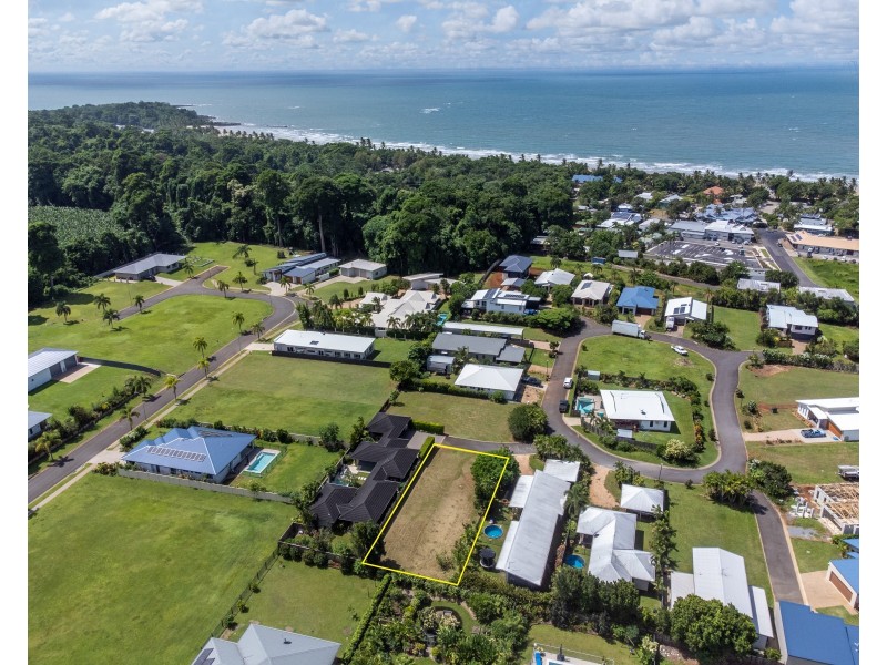 21 Rise Crescent, Mission Beach QLD 4852