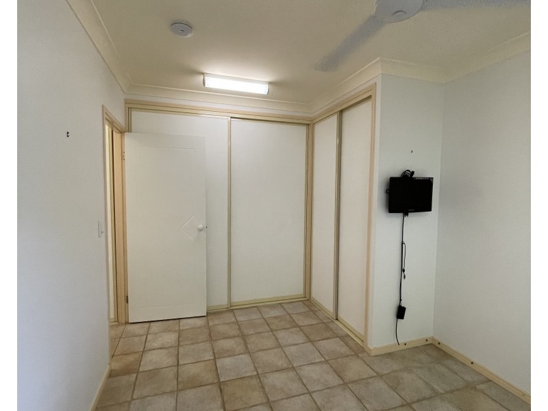 44 Holland St, Wongaling Beach QLD 4852