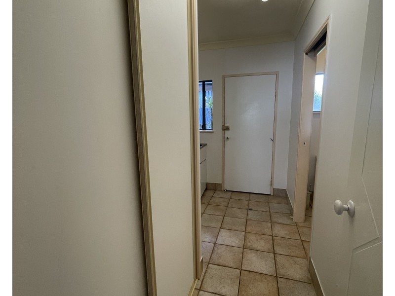 44 Holland St, Wongaling Beach QLD 4852