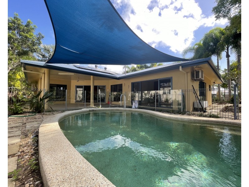 44 Holland St, Wongaling Beach QLD 4852