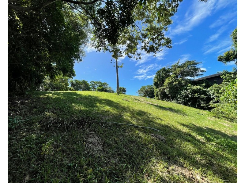 7/23 The Boulevard, South Mission Beach QLD 4852