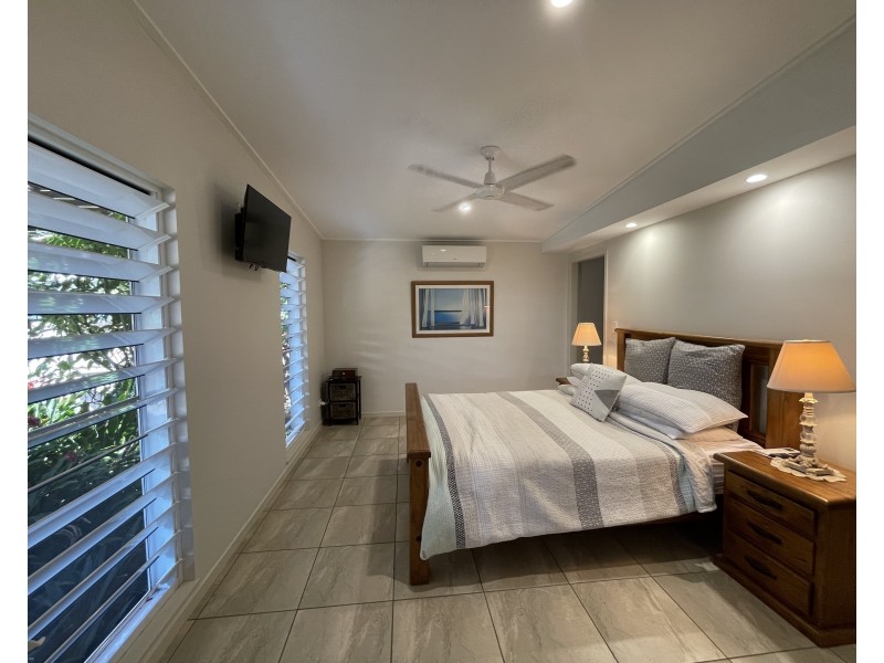 14 Lani Cl, Mission Beach QLD 4852