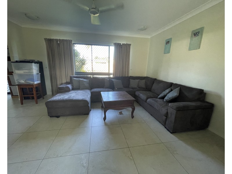 12 Heliconia Ct, South Mission Beach QLD 4852