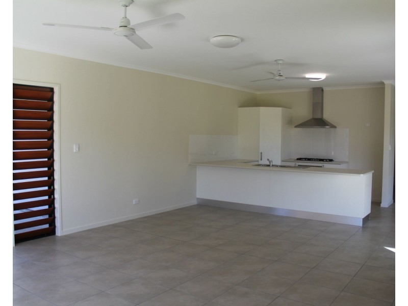 51 Holland Street, Wongaling Beach QLD 4852