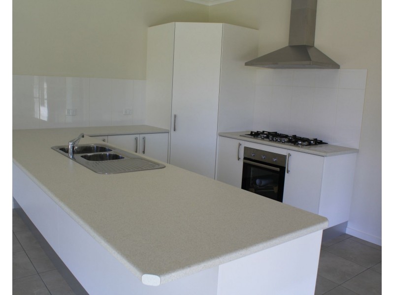 51 Holland Street, Wongaling Beach QLD 4852