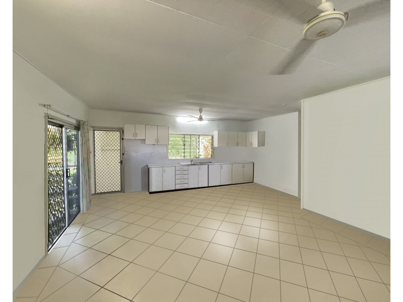 30 Wongaling Beach Rd, Wongaling Beach QLD 4852