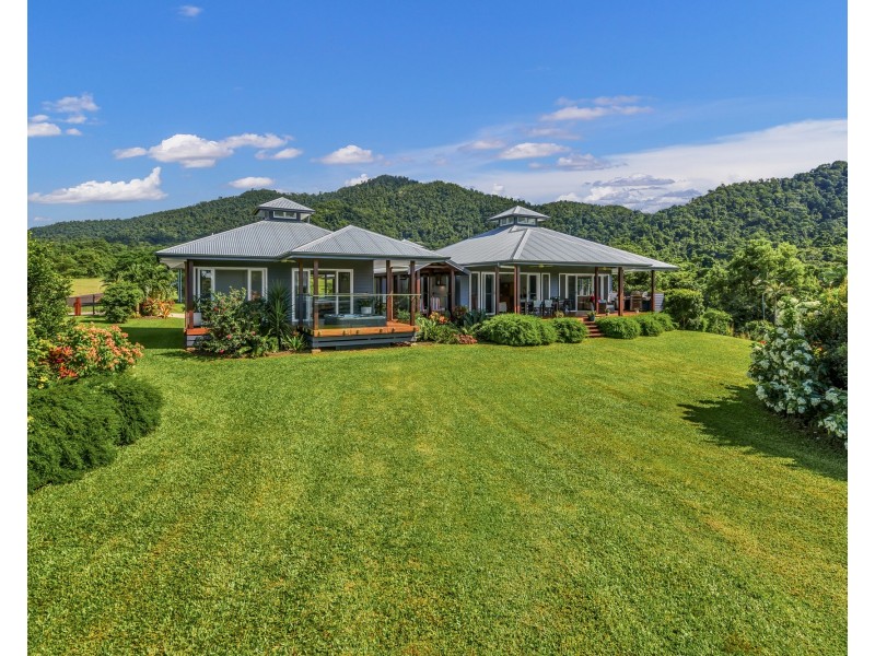 6 Unsworth Dr, Mission Beach QLD 4852