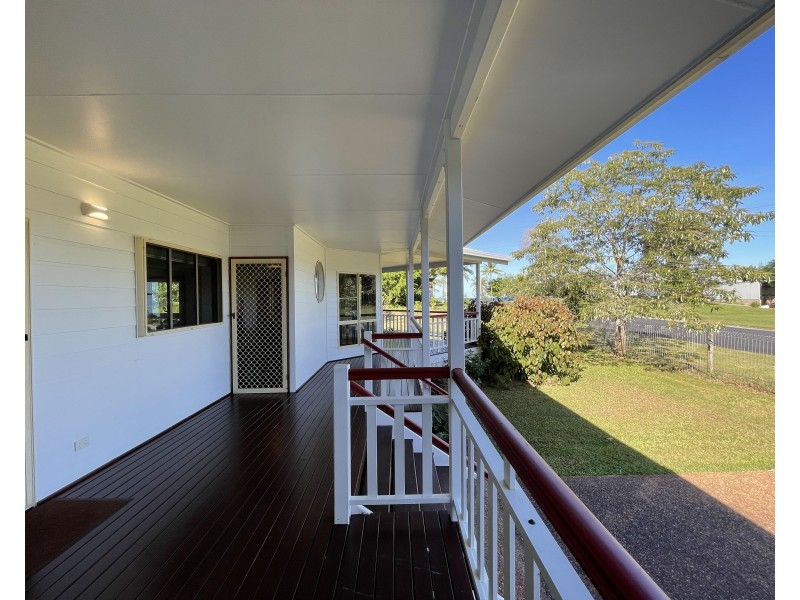 10 Seafarer St, South Mission Beach QLD 4852