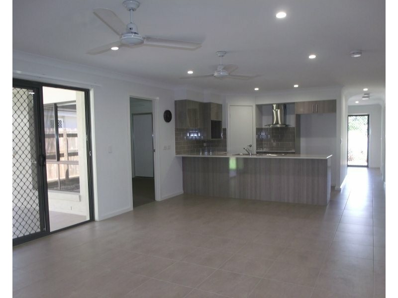 15 Shelly Court, Mission Beach QLD 4852
