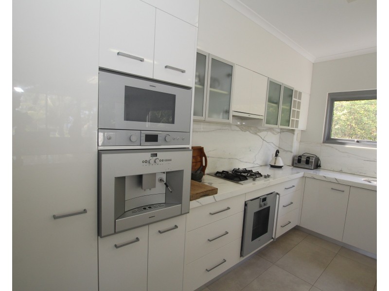 1/2 Donkin Lane, Mission Beach QLD 4852
